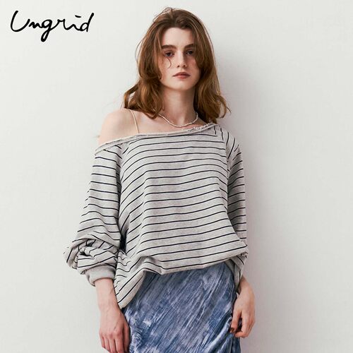 Ungrid毛边设计露肩上衣