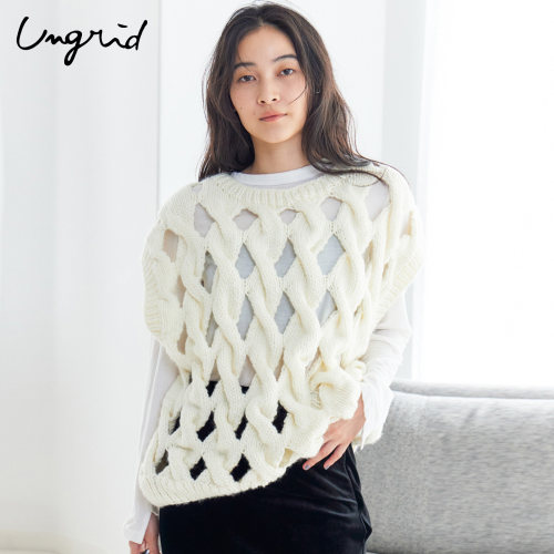 Ungrid镂空绞花圆领毛针织马甲