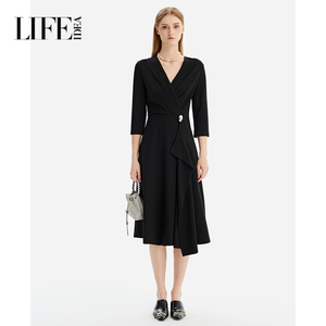 【柳哥严选】莱芙艾迪儿法式气质优雅赫本小黑裙女时尚收腰连衣裙