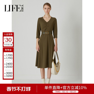 莱芙艾迪儿品牌女装连衣裙新款复古橄榄绿气质v领裙子1E1L94031