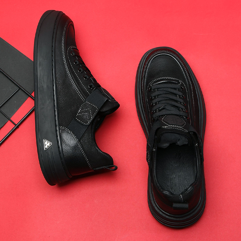 头层牛皮休闲皮鞋男宽头黑鞋子