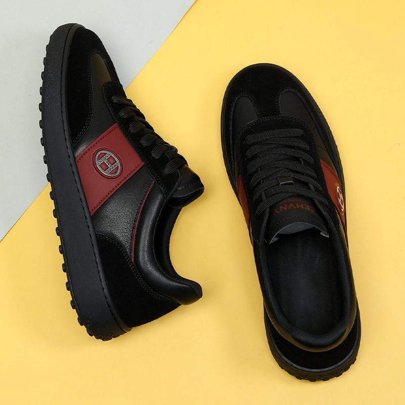 头层牛皮休闲板鞋软底时尚黑鞋子