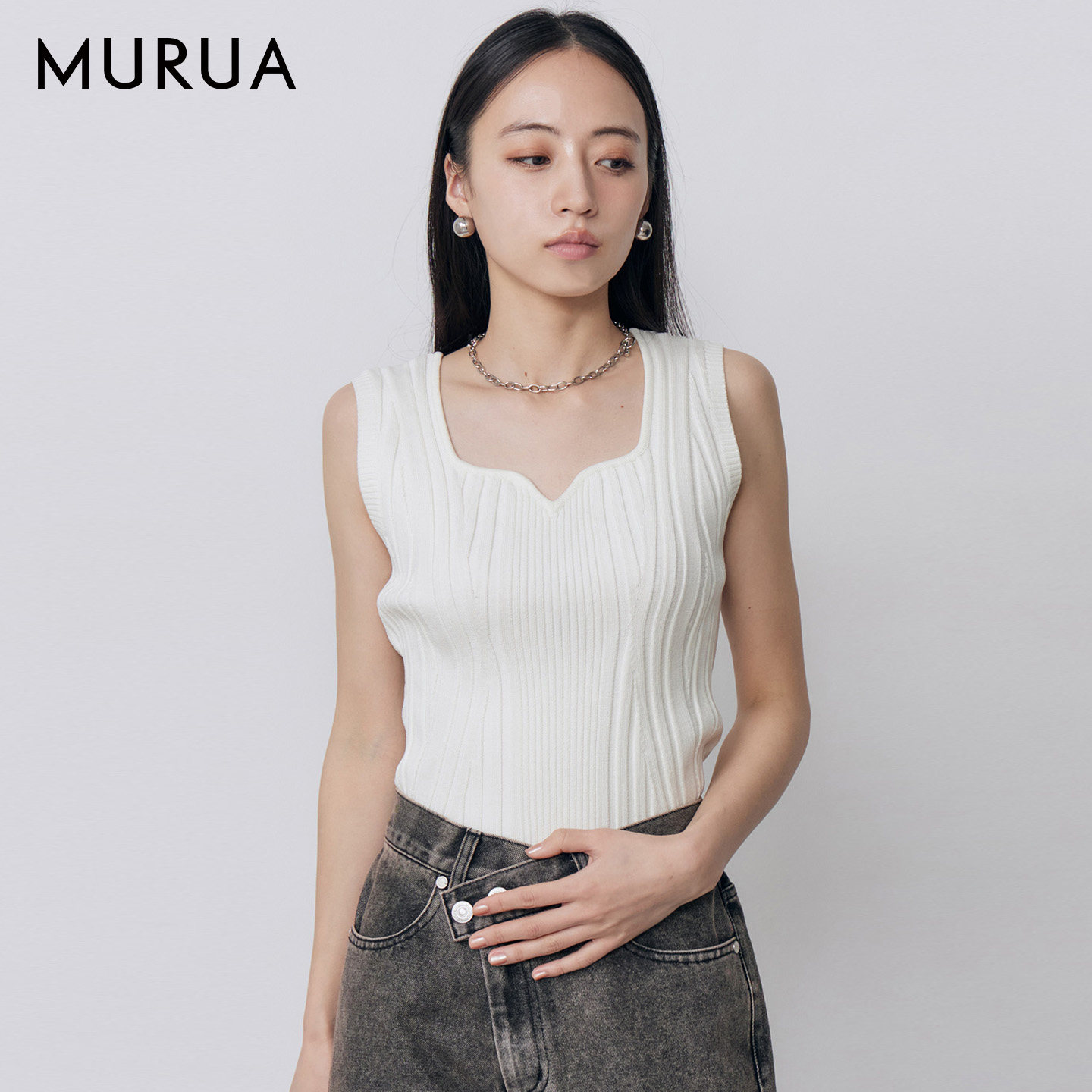 MURUA2026新品无袖方领内搭可外穿上衣v领针织背心女0126226058