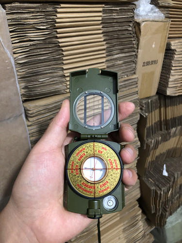 金属外壳内盘三合手动可以旋转,