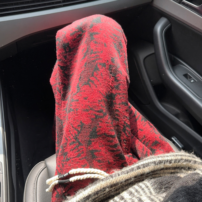 安哥拉红裤子男款秋冬季