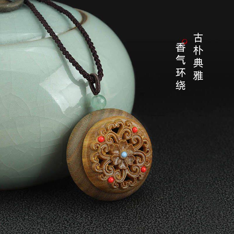 原创设计可打开绿檀木项链香囊吊
