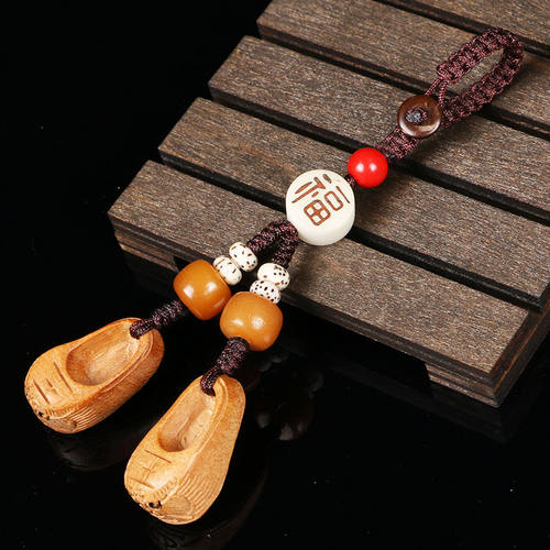 桃木雕刻虎头鞋汽车钥匙扣挂件男女本命年随身包挂饰品