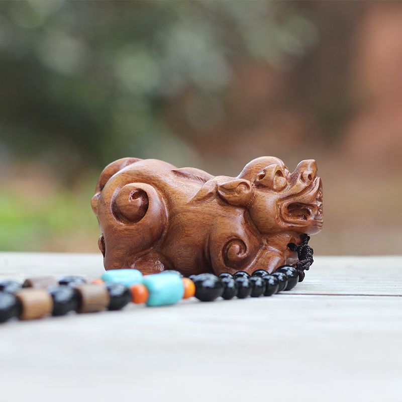 天然老挝黄花梨木雕手把件貔貅实木小件小摆件家居饰品实木手工