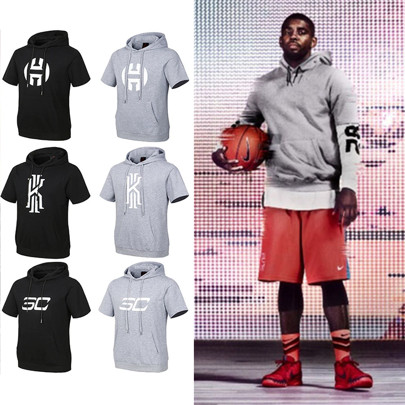 体育运动风男士连帽卫衣