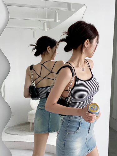 弟弟阿萨德是阿斯崽子