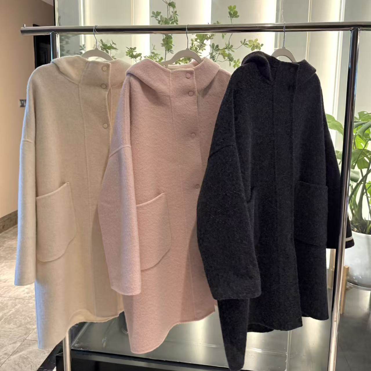 【BARRIFAIT】设计款进口羊毛阿尔巴卡连帽大衣