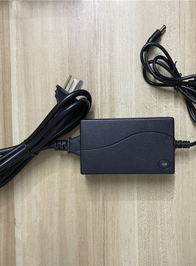适用于罗兰CUBE Street EX电吉他音响箱13v4a830mA电源适配器线