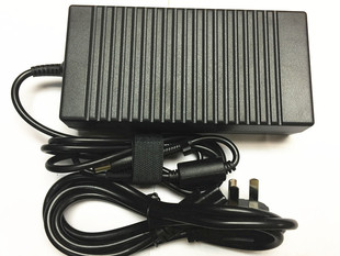 K670D 神舟战神K660E K550D K650C K710C电源适配器充电器 K660D