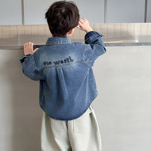 男童牛仔外套春秋款2026新款儿童洋气春装小童宝宝男孩痞帅衬衣潮