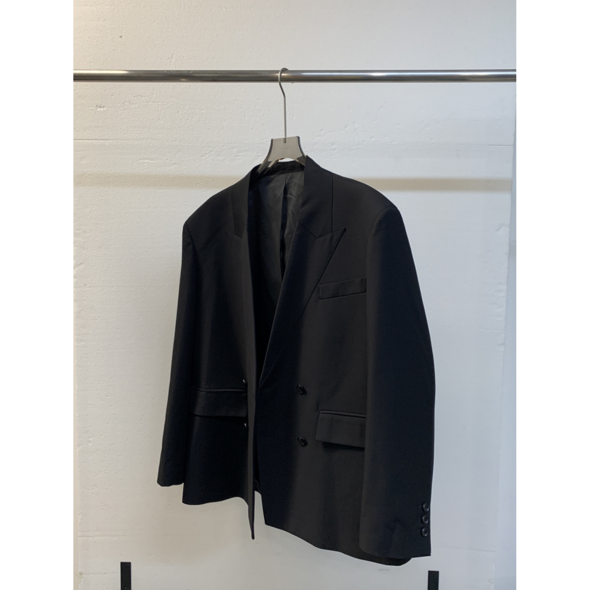 韩系高级感双排扣阔版西装外套男