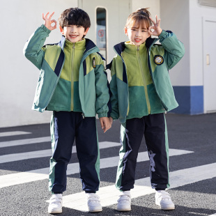 绿色冲锋衣幼儿园服学院风校服套装 秋冬新款 男女童班服小学生校服