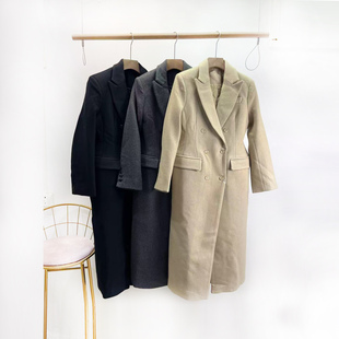 VANE复古时尚显瘦双排扣大衣2025冬装沙漏腰加棉长款外套28203-1