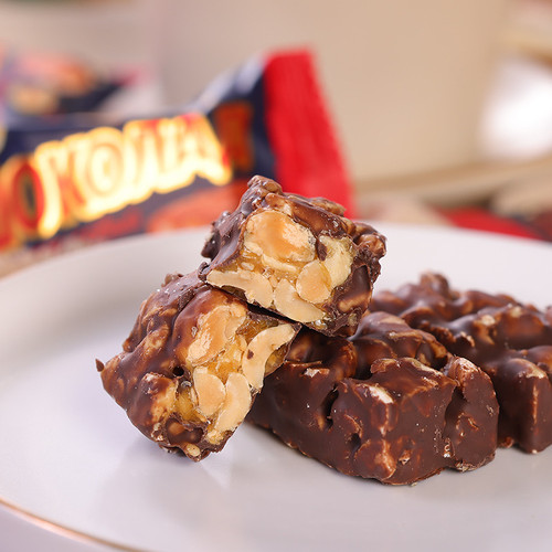 坚果仁花生夹心巧克力棒能量坚果棒长条充饥休闲零食小吃500g