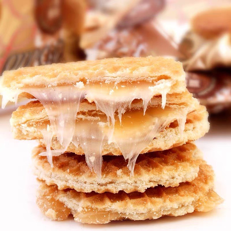 俄罗斯阿孔特牌拉丝饼干威化华夫夹心网红小圆瓦夫饼进口零食包邮