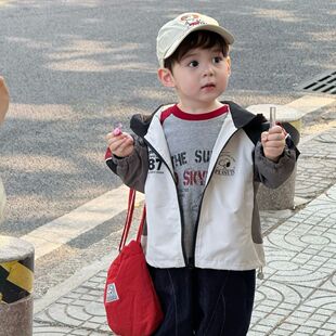 小男孩炸街痞帅穿搭网红上衣外套高级感男童装帅气一套搭配早秋韩