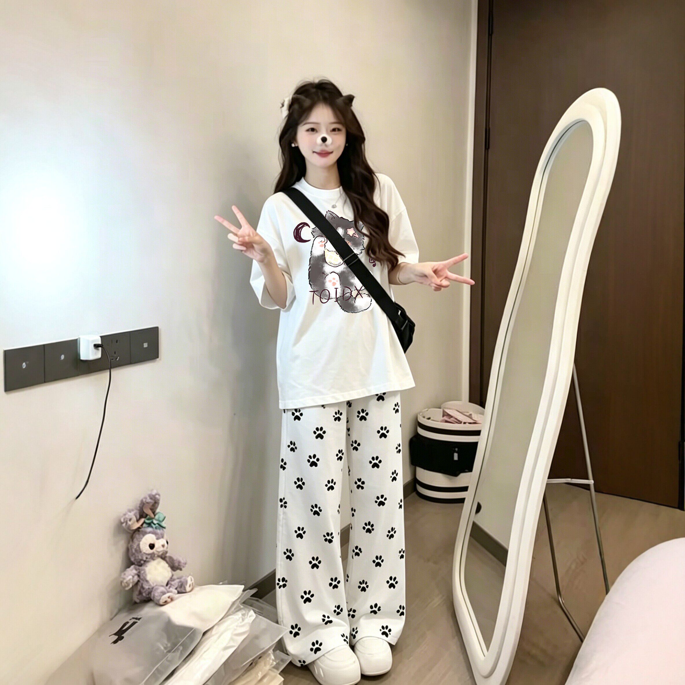 韩系甜美休闲运动套装女夏季学生短袖T恤显瘦狗爪印阔腿裤两件套