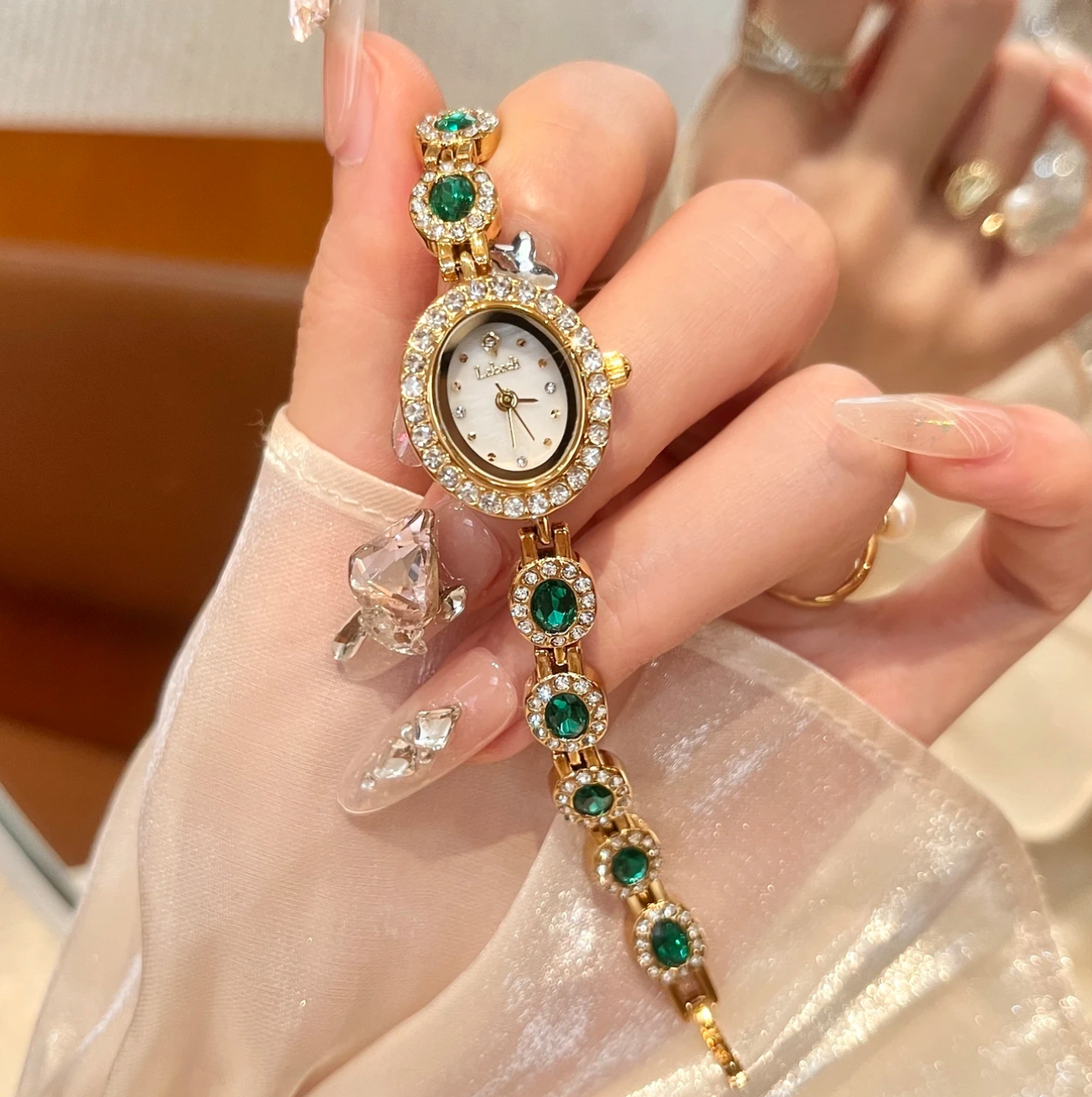 拉宝丽直播同款轻奢小众女士石英表气质精致小巧时尚百搭手链表