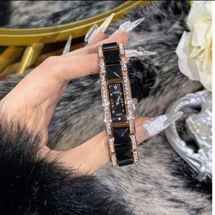 拉宝丽抖音同款方形陶瓷款手链女表时尚气质优雅防水女士石英表