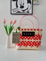 Красный арбуз