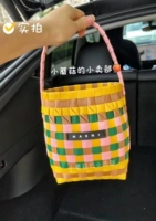 Светло-зеленый