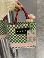 Голубое озеро