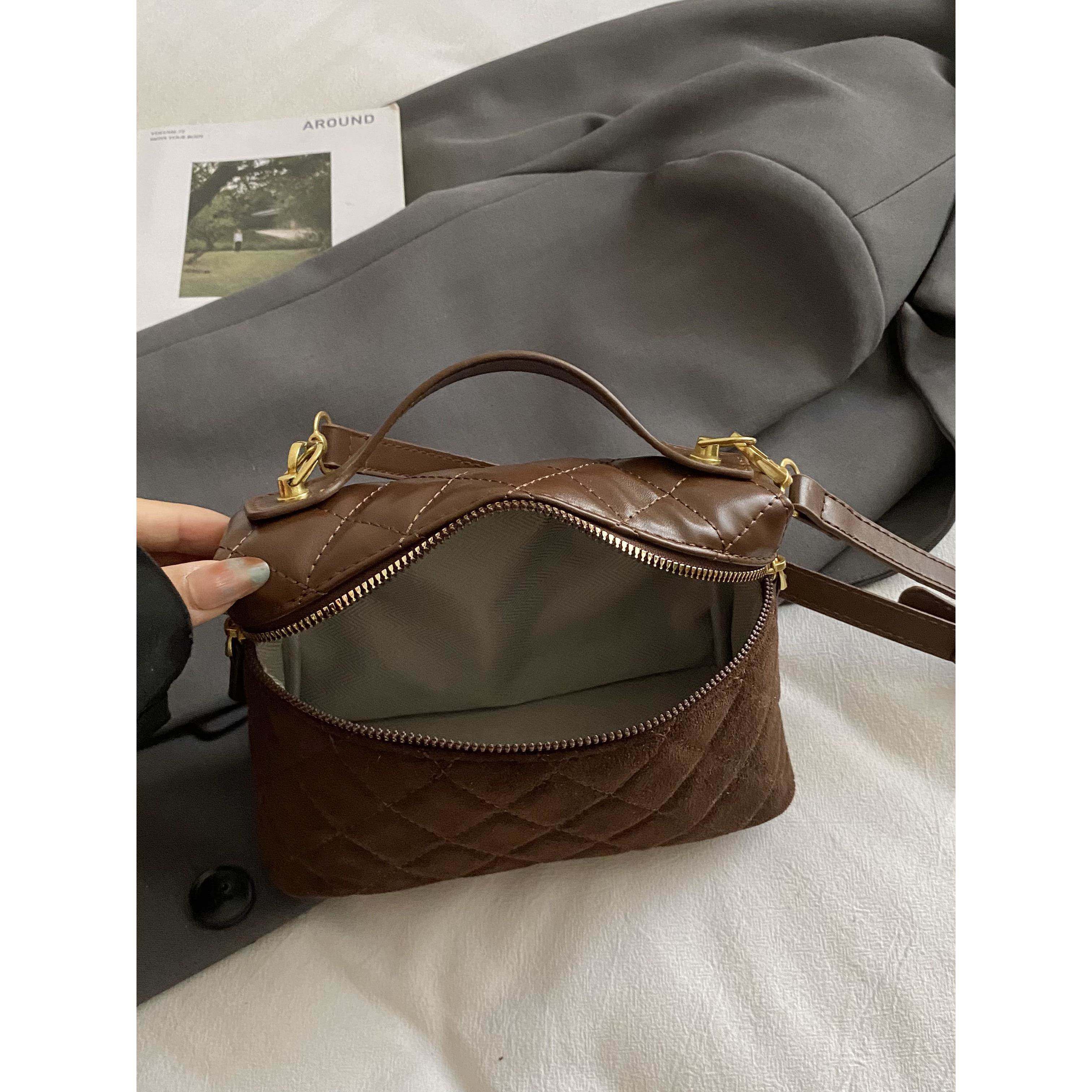 菱格麂皮绒手提包女复古小方包2025冬季新款时尚百搭高级感斜挎包,箱包皮具/热销女包/男包,小方包,淘宝优惠券,粉丝福利购,淘宝优惠卷