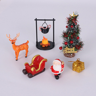 Dollhouse微景观圣诞场景摆件跨境娃娃屋圣诞树吊炉麋鹿模型道具
