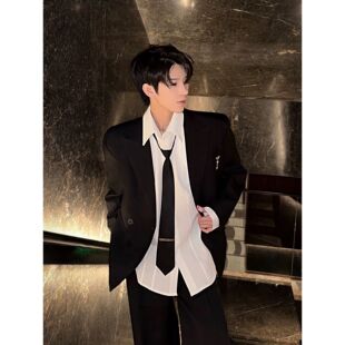 韩版潮流西装外套男士小众廊形创驳领设计感纯色休闲宽松垫肩西服