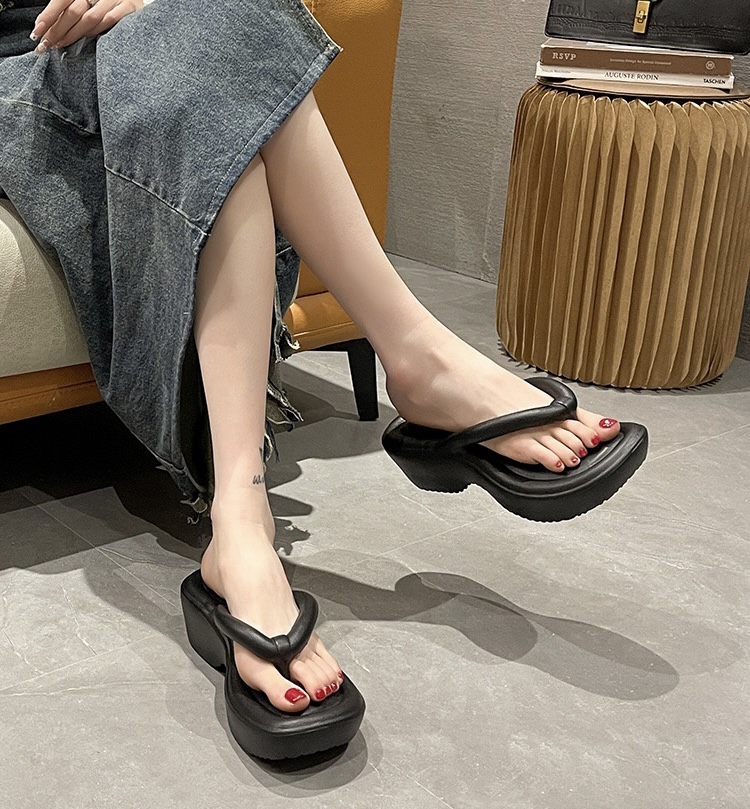 夏季新款EVA增高厚底人字拖鞋女外出轻便超软防滑夹脚凉拖鞋ins潮