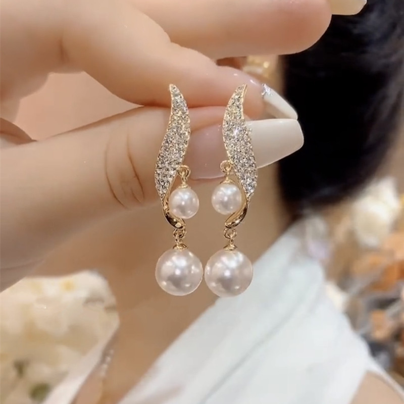 气质设计感满钻珍珠耳环轻奢