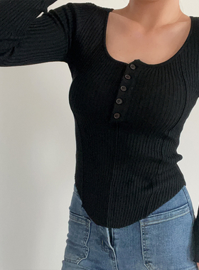 BERAN 欧美性感U领系扣性感弹力修身圆弧下摆长袖打底针织衫内搭