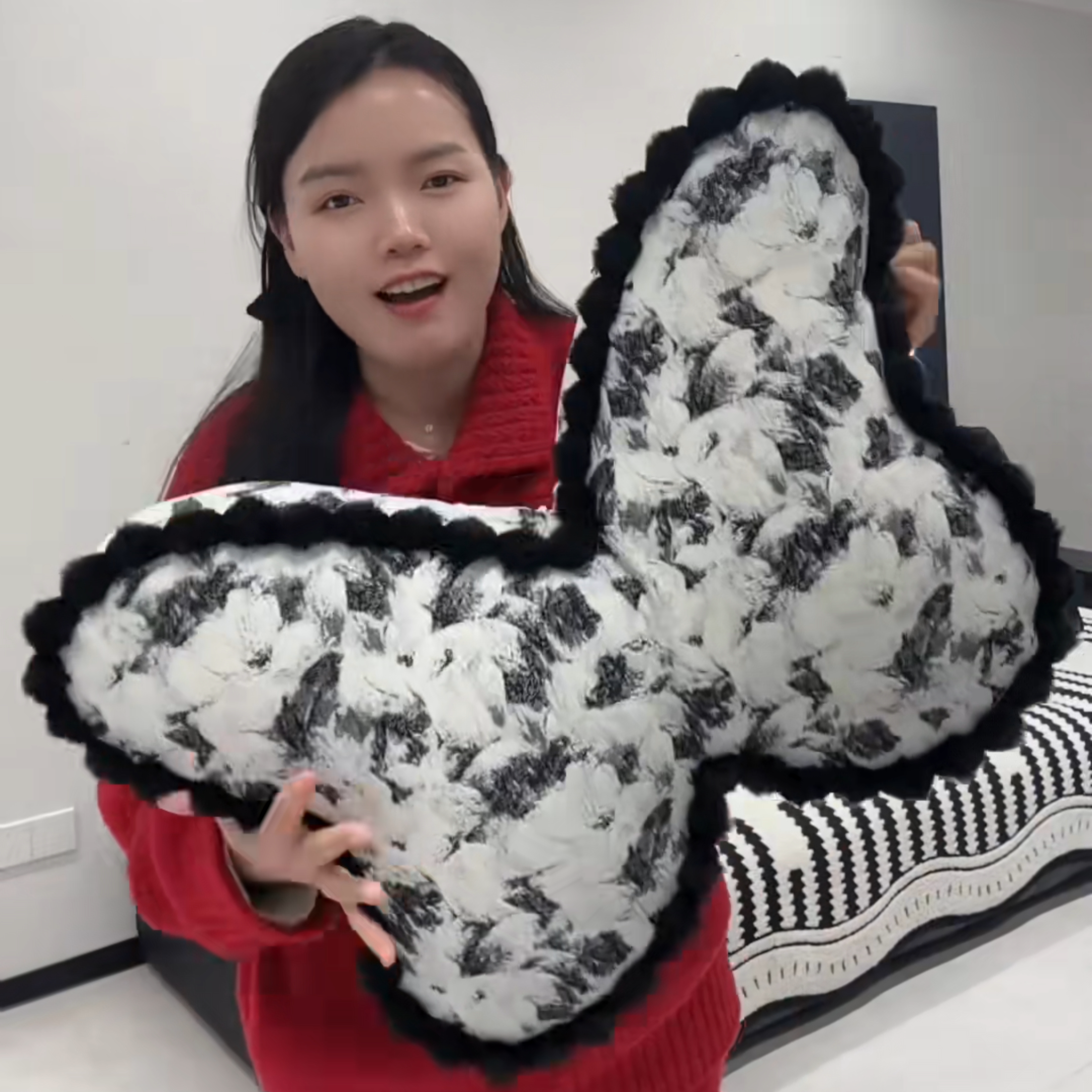 抱枕沙发复古风高级感蝴蝶四季通用客厅床头靠背垫可拆洗腰枕装饰