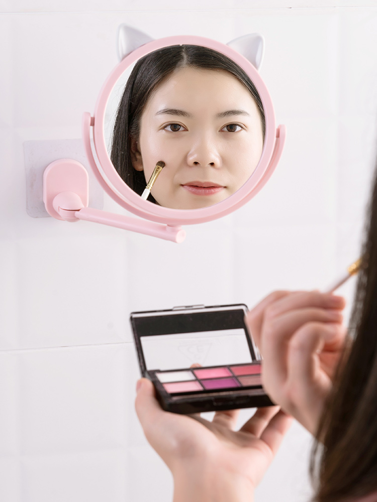 可折叠卡通小镜子，无需打孔浴室化妆镜浴室卫生间自粘壁挂式化妆