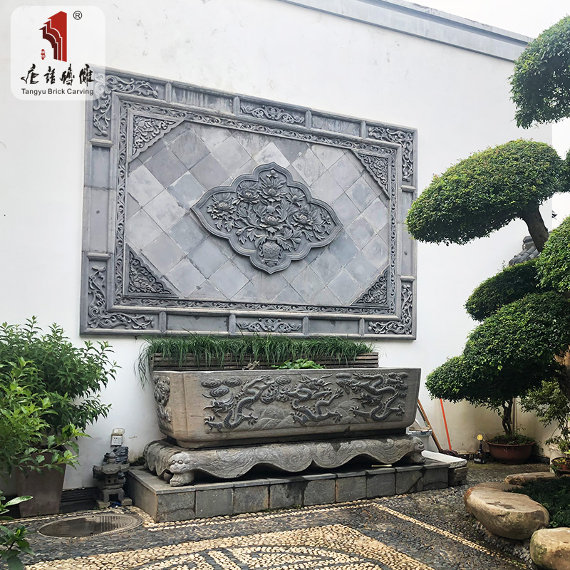 异形中式墙面牡丹荷花装饰