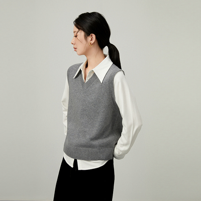 V领毛针织马甲叠穿气质