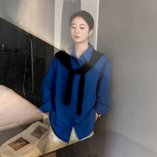 2026新款克莱因蓝衬衫女宽松简约长袖硬挺POLO领休闲叠穿法式上衣