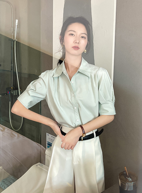 淡绿色衬衫女短袖高级感夏季职业气质法式泡泡袖设计感小众上衣