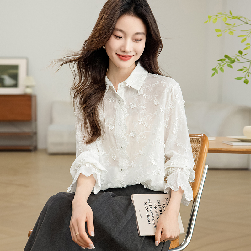 纯棉立体浮花白色衬衫女长袖2025春季新款甜美蕾丝荷叶边刺绣上衣
