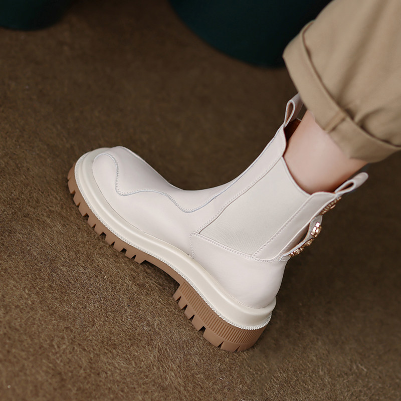 XIAOHUA 삼촌이 너무 멋져요 여성을위한  가죽 라운드 발가락 첼시 짧은 부츠 2024 가을 새로운 복고풍 두꺼운 밑창 굴뚝 부츠