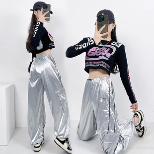 街头风口袋亮面芽条显瘦休闲裤情侣学生班服银色高腰跳舞爵士裤子