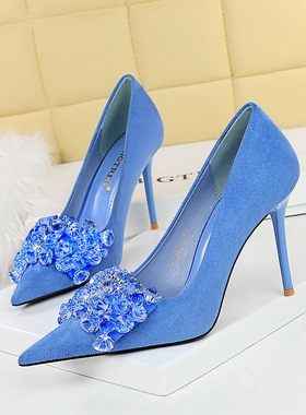 825-H27韩版宴会高跟鞋女鞋细跟绒面浅口尖头宝石水钻蝴蝶结单鞋