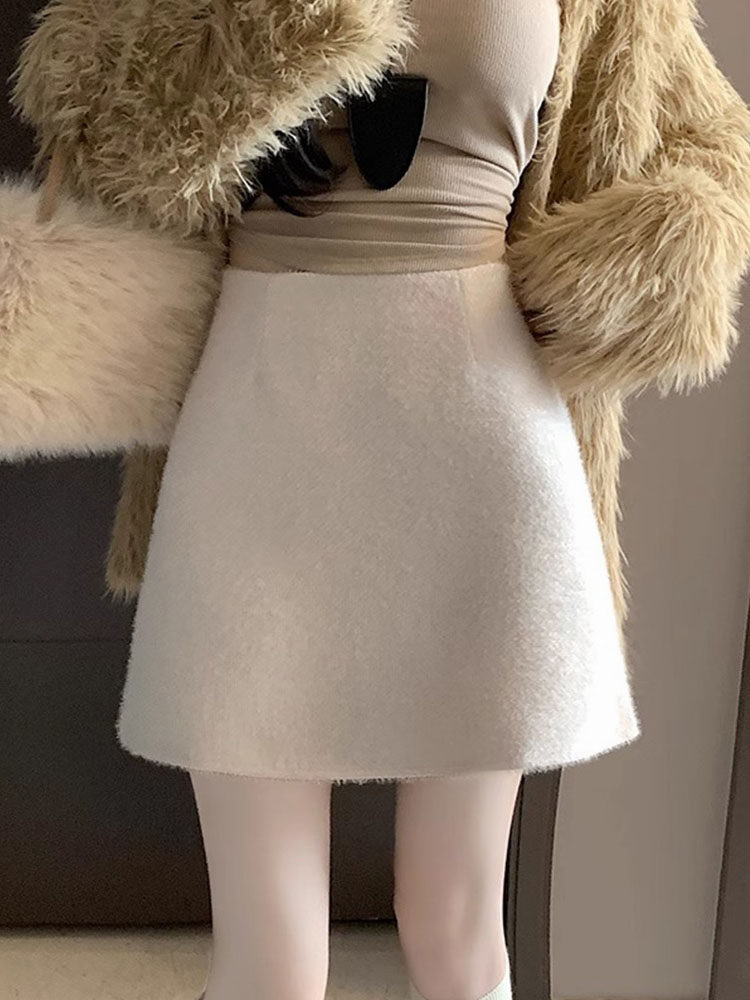 白色毛绒裙子半身裙女春秋新款小个子高腰显瘦a字裙针织包臀短裙