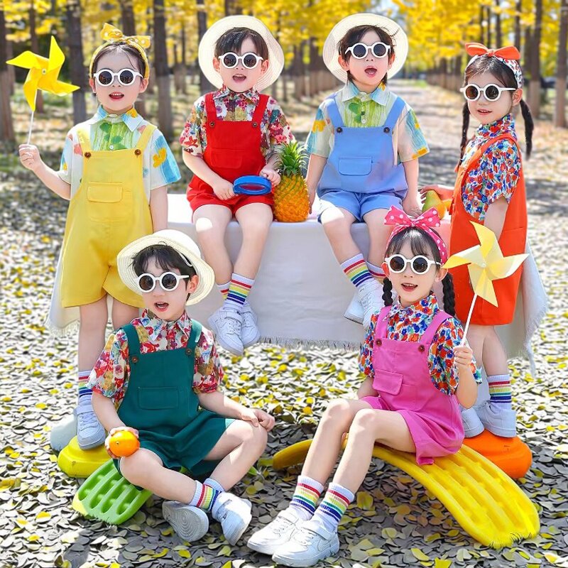 六一儿童啦啦队演出服男女通用多巴胺背带裤套装幼儿园运动会表演