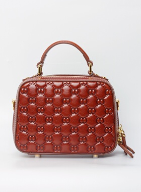 皮居士66663压花8字纹手工女包头层油蜡皮复古国风手提斜跨单肩包