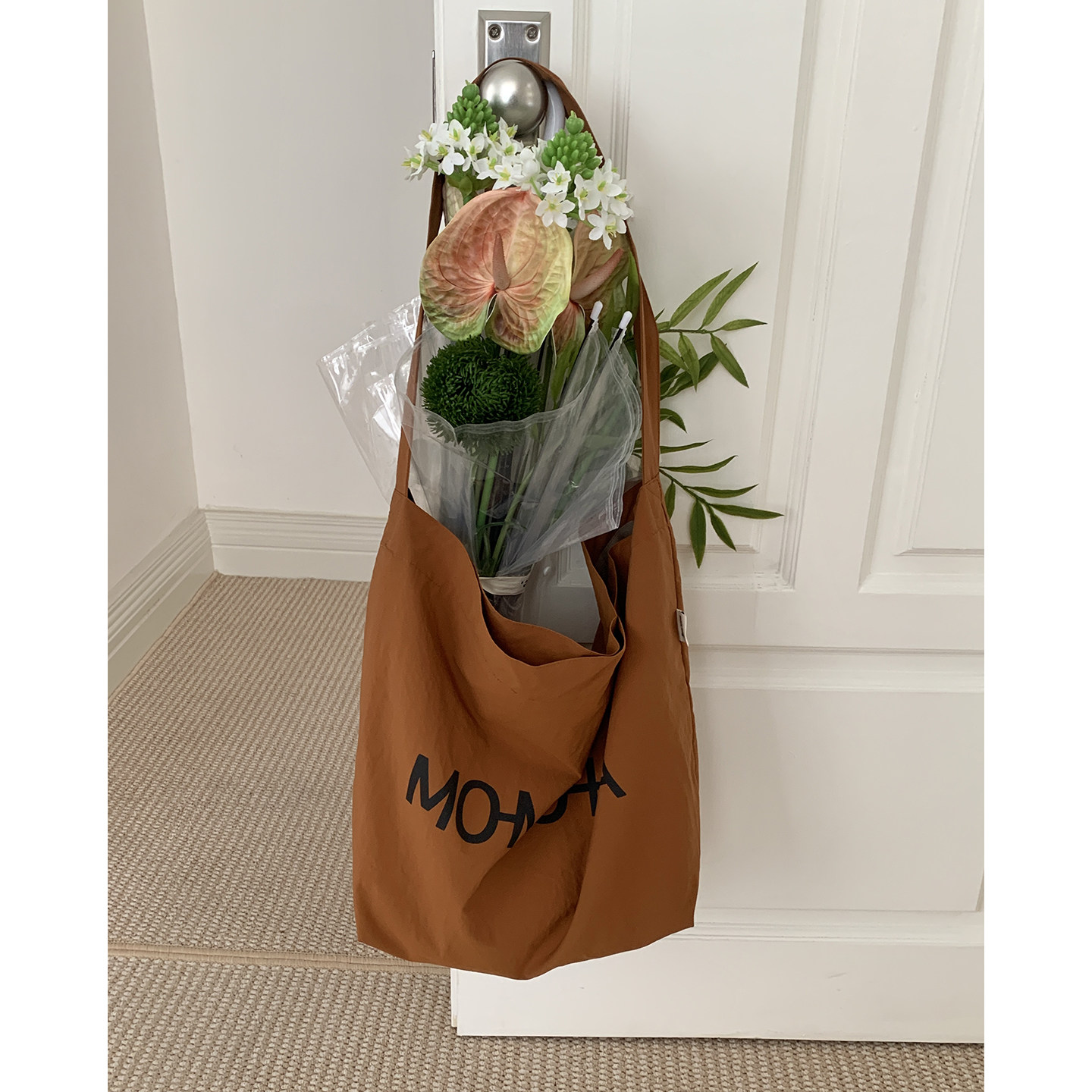 韩系薄款大容量单肩包女夏季字母尼龙帆布包学生通勤手提包布袋子